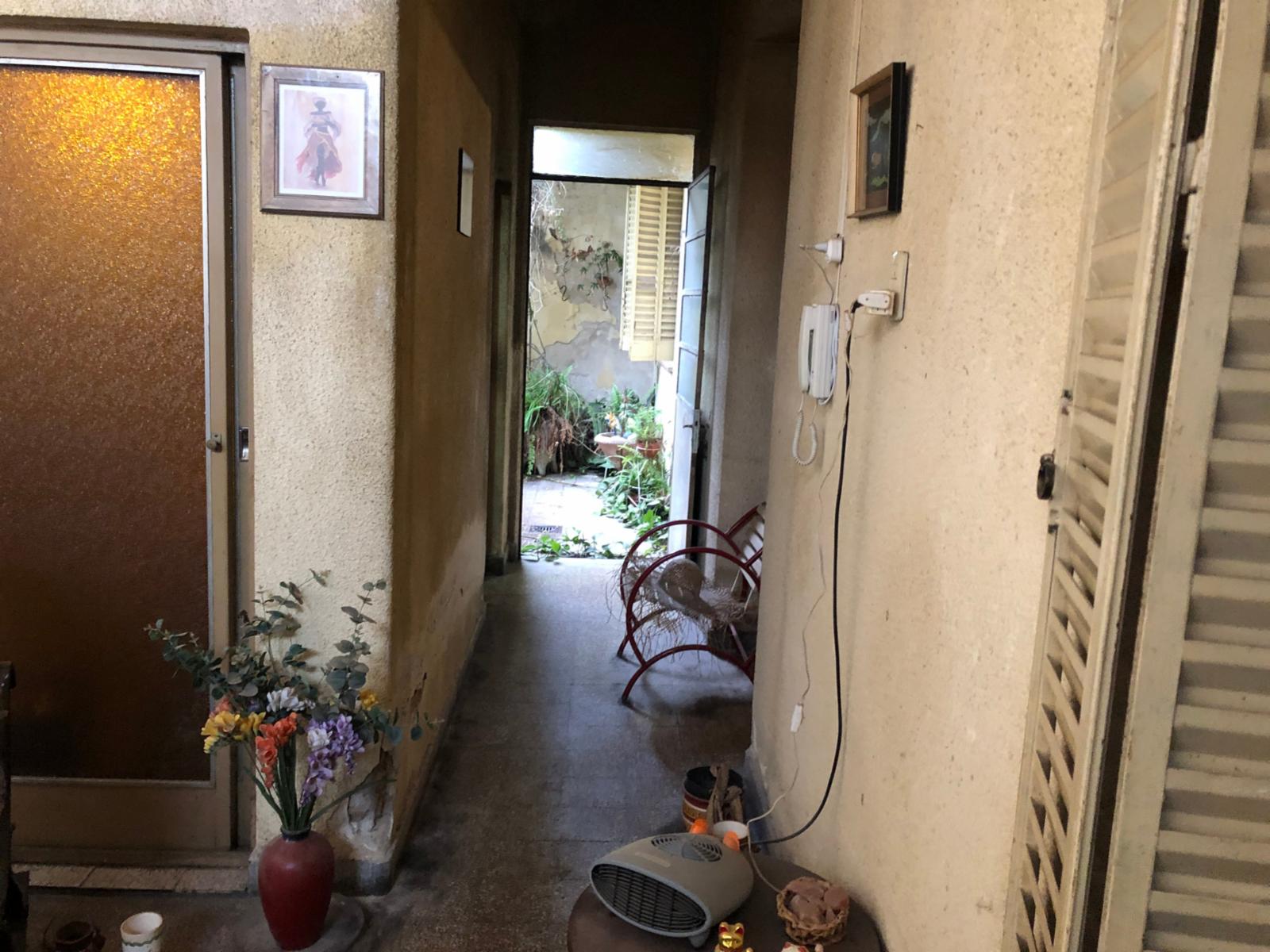 Casa C/garaje fondo y Terraza a reciclar Oportunidad — foto 8