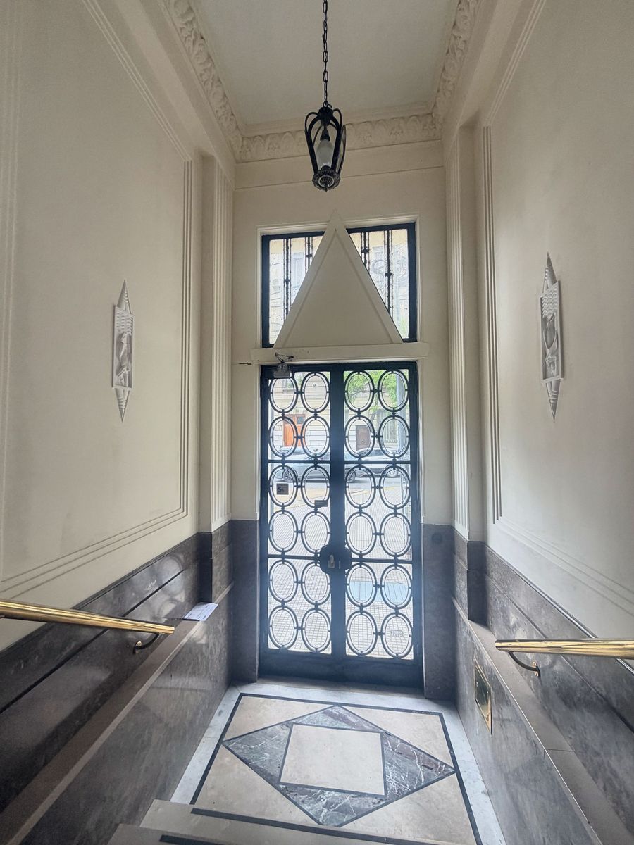 Piso Al Frente 6 Ambientes C/balcón Balvanera — foto 5