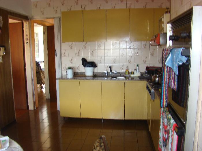 Piso 4 ambientes con dependencia en Plaza de los Virreyes / SUBTE E, bajas expensas y 160 m2 — foto 5