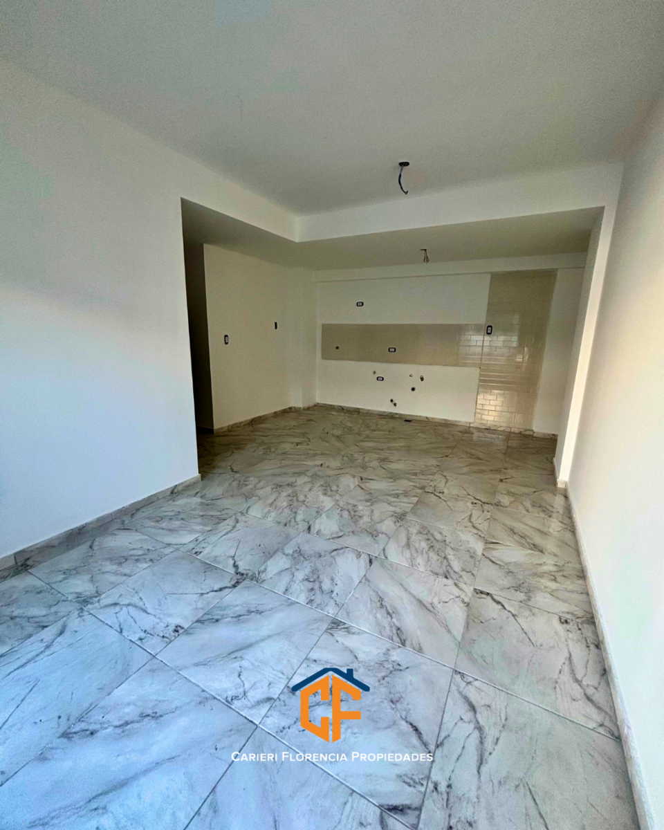 Departamento 2 Ambientes Con Balcon, A Estrenar Y En Venta, Centro De San Martin (ULTIMO DISPONIBLE) — foto 2
