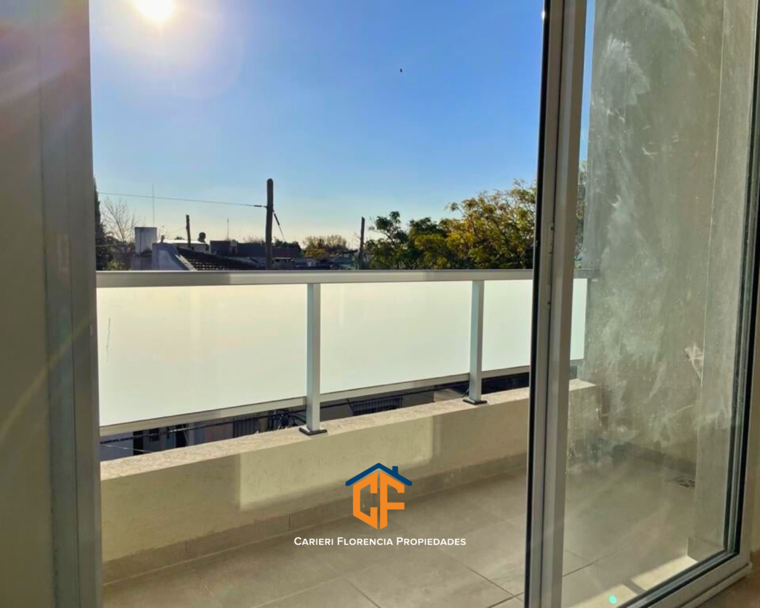 VENTA DE DEPARTAMENTO 2 AMBIENTES CON BALCÓN Y COCHERA EN JOSÉ LEÓN SUÁREZ — foto 4