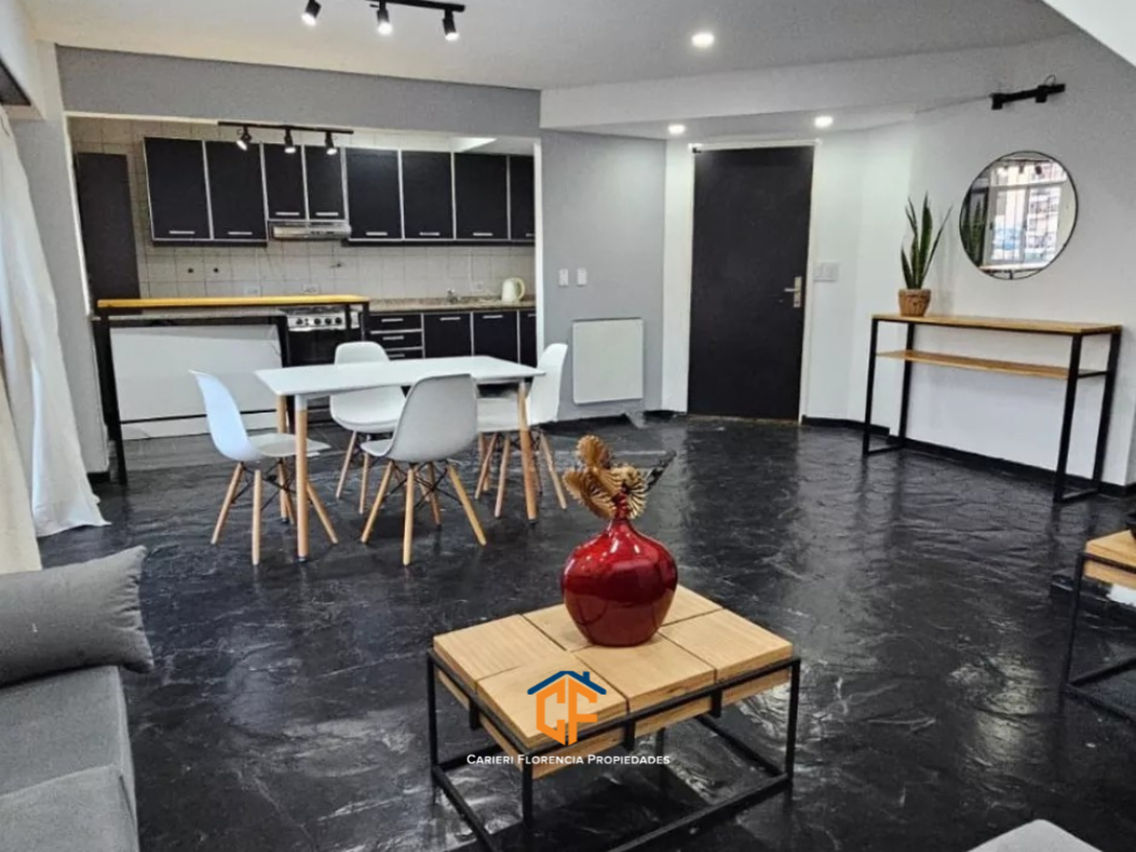 VENTA DE DEPARTAMENTO DE 4 AMBIENTES ESTILO DÚPLEX CON COCHERA EN EL CENTRO DE SAN MARTIN EN MUY BUEN ESTADO, APTO CRÉDITO — foto 2