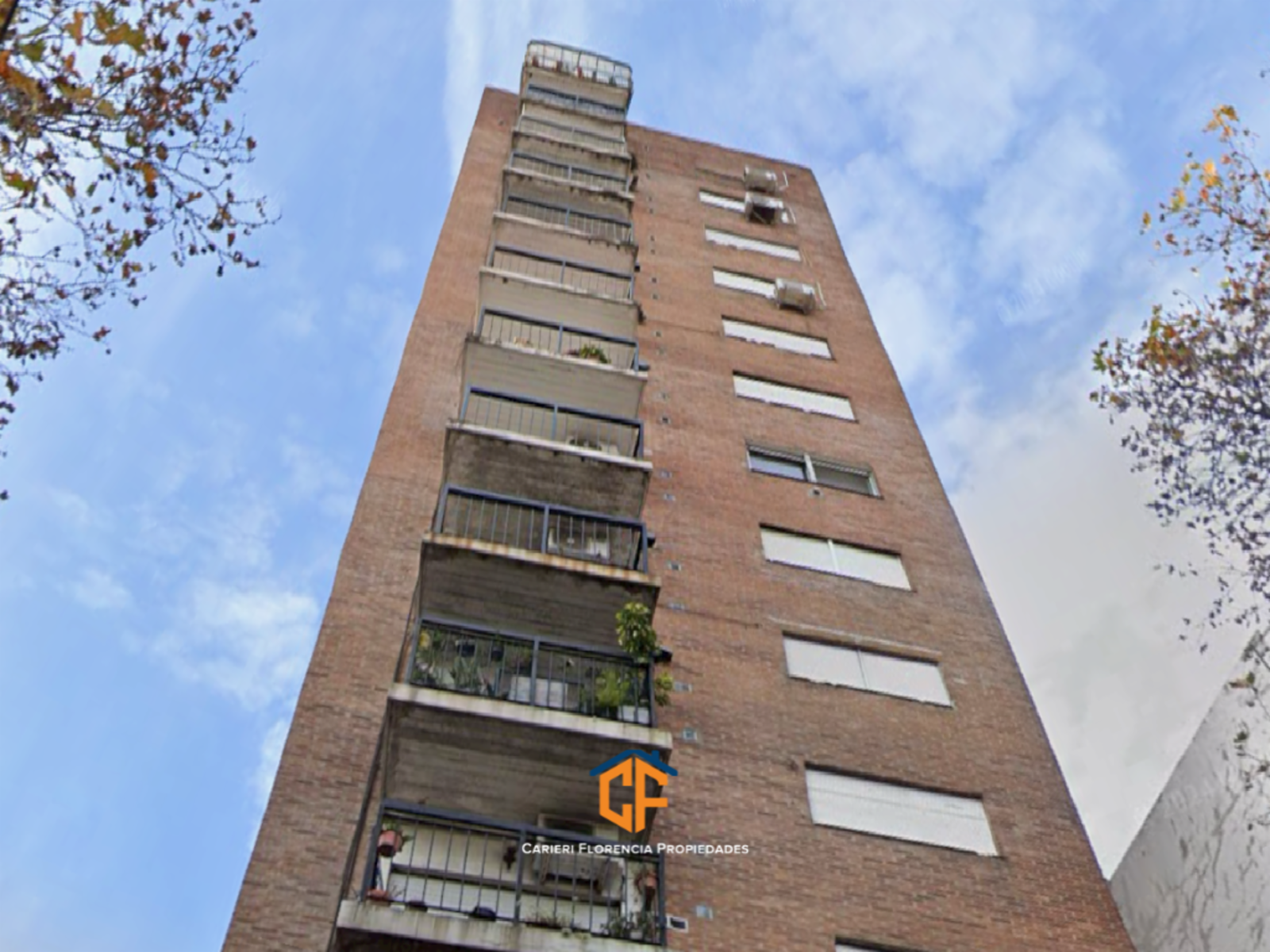 VENTA DE DEPARTAMENTO DE 4 AMBIENTES ESTILO DÚPLEX CON COCHERA EN EL CENTRO DE SAN MARTIN EN MUY BUEN ESTADO, APTO CRÉDITO — foto 14