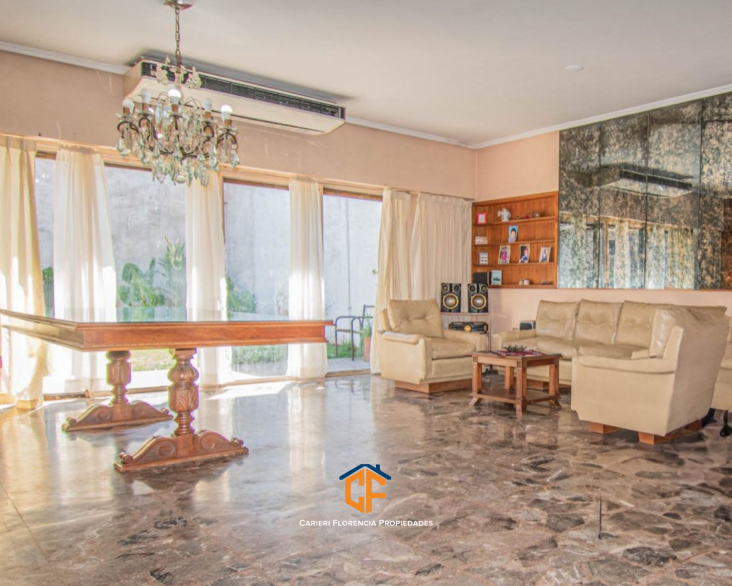 VENTA DE CASA DE 5 AMBIENTES CON PATIO Y TERRAZA, EN ZONA JOSÉ LEÓN SUÁREZ — foto 2