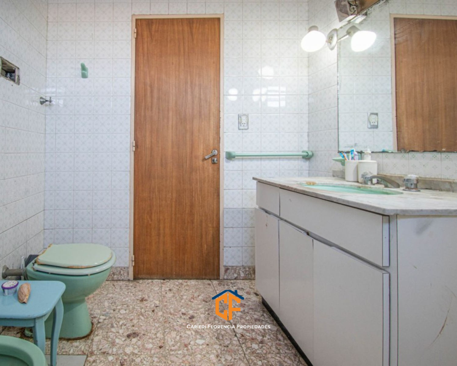 VENTA DE CASA DE 5 AMBIENTES CON PATIO Y TERRAZA, EN ZONA JOSÉ LEÓN SUÁREZ — foto 9