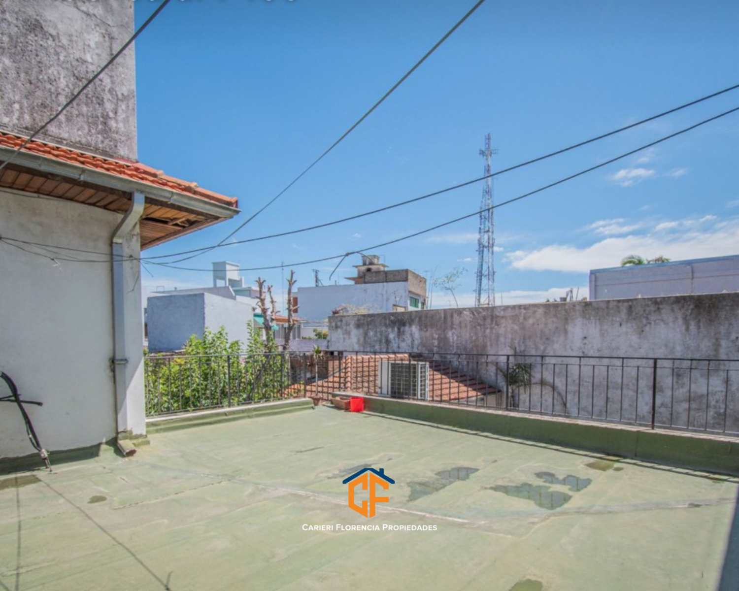 VENTA DE CASA DE 5 AMBIENTES CON PATIO Y TERRAZA, EN ZONA JOSÉ LEÓN SUÁREZ — foto 12