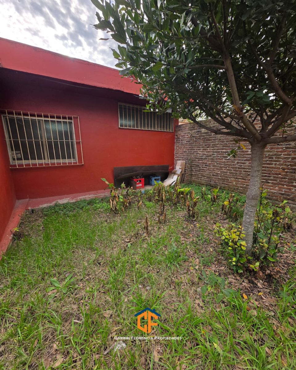Amplio Galpón/depósito En Venta Excelente Zona Loma Hermosa - 22