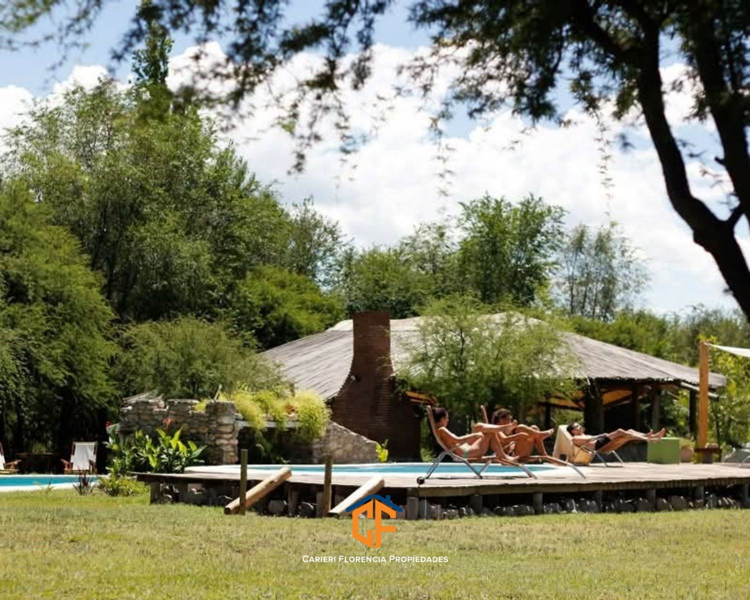 VENTA DE COMPLEJO DE CABAÑAS - 11