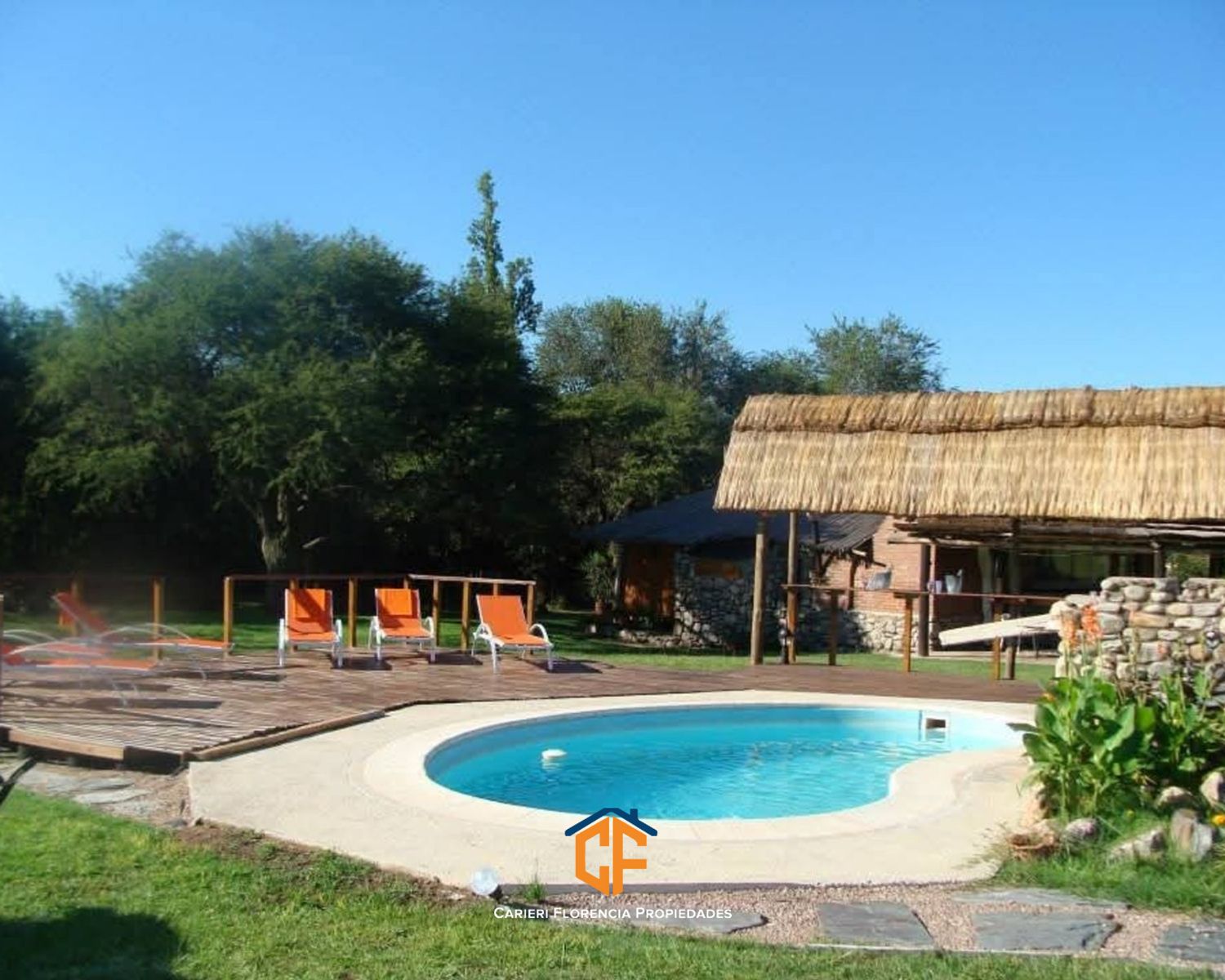 VENTA DE COMPLEJO DE CABAÑAS - 12
