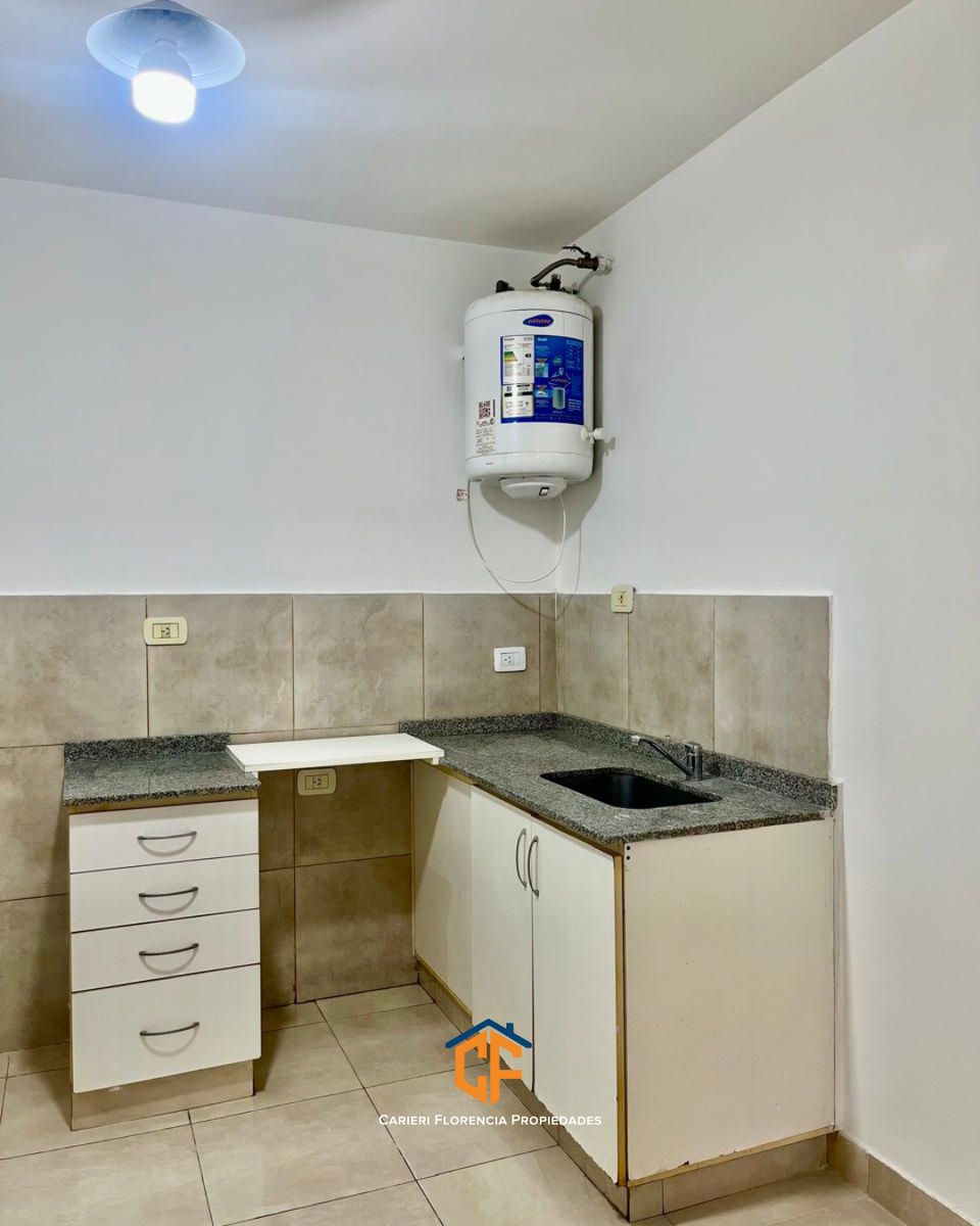 Venta De Amplio Departamento Monoambiente En Villa Lynch — foto 4