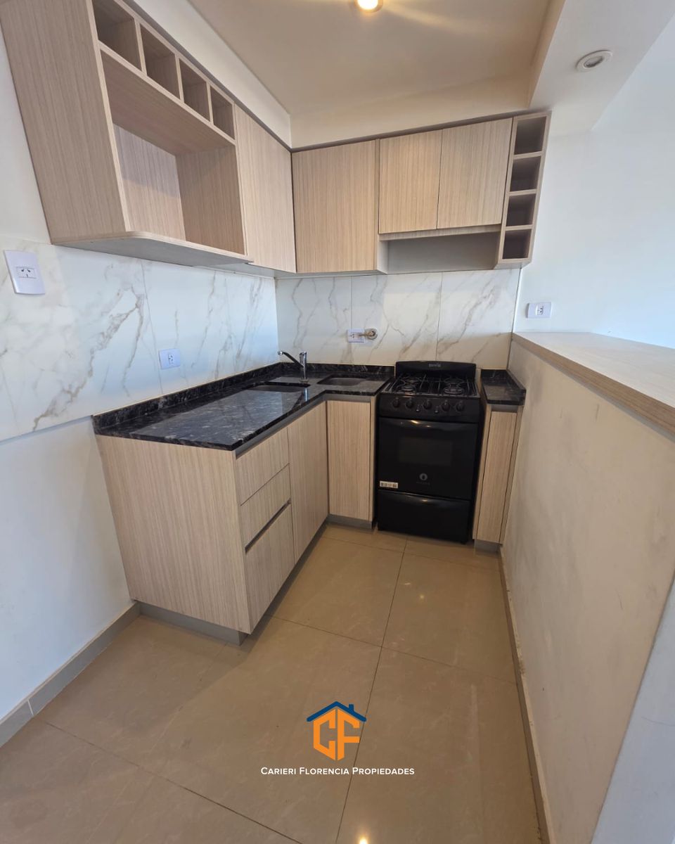 Departamento 2 Ambientes Con Balcón Y Detalles De Categoría En ElCentroDe San Martín — foto 5