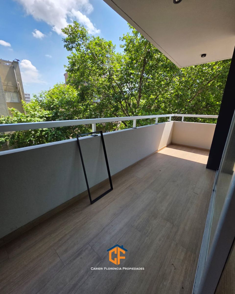 Venta De Departamento 2 Ambientes Con Balcon Super Luminoso EnElCentroDe San Martin — foto 2