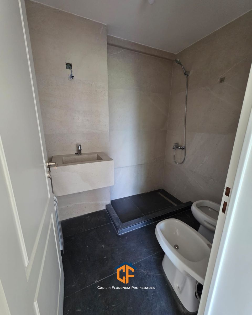 Venta De Departamento 2 Ambientes Con Balcon Super Luminoso EnElCentroDe San Martin — foto 7