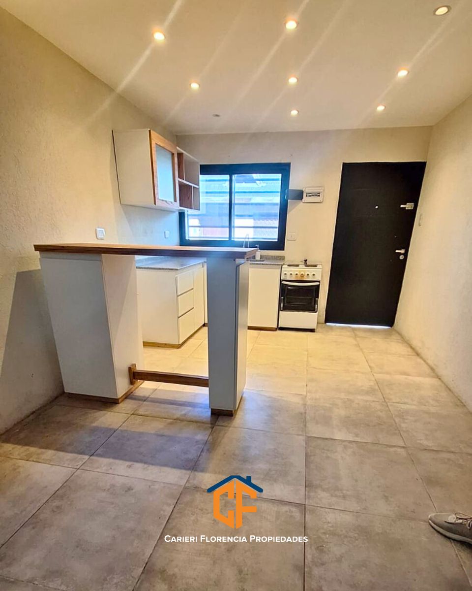 DEPARTAMENTO TIPO DUPLEX, EN VENTA Y EXCELENTE ESTADO EN ZONA SAN ANDRÉS