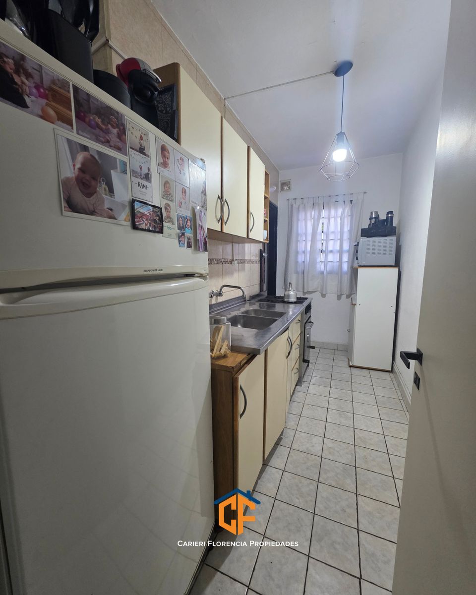 Venta De Departamento 4 Ambientes Con Cochera Libre Y Lavadero En San Martin - 5
