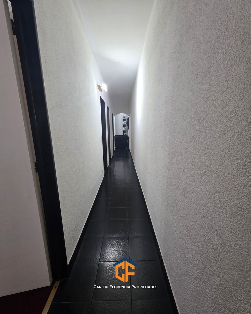 Venta De Departamento 4 Ambientes Con Cochera Libre Y Lavadero En San Martin - 6