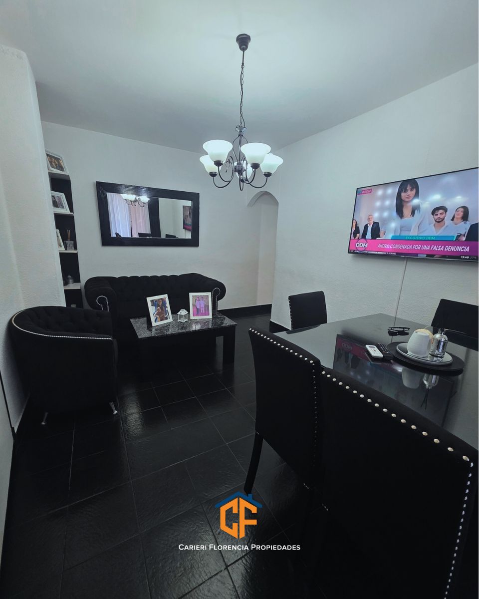Venta De Departamento 4 Ambientes Con Cochera Libre Y Lavadero En San Martin - 11