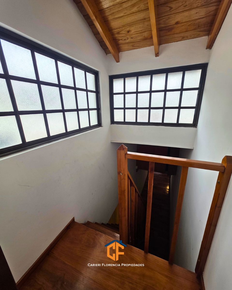HERMOSA CASA 5 AMBIENTES EN VENTA CON PATIO, PARRILLA Y QUINCHO, EN EXCELENTE ESTADO - 5