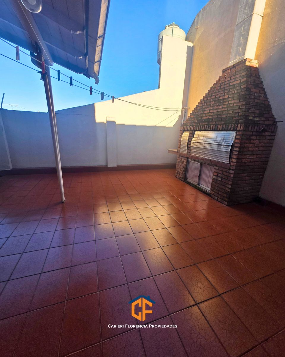 CASA 4 AMBIENTES EN VENTA MAS LOCAL COMERCIAL EN ESQUINA CON TERRAZA Y PARRILLA | SAN MARTÍN - 20