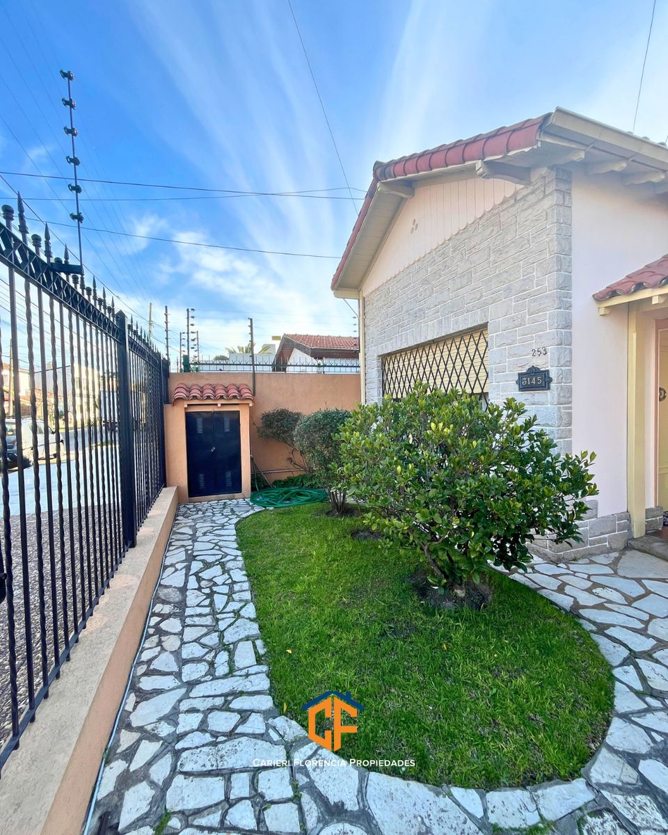 GRAN CASA EN LOTE PROPIO EN VENTA EN UNA DE LAS ZONAS MAS BUSCADAS DE SAN ANDRES - 3