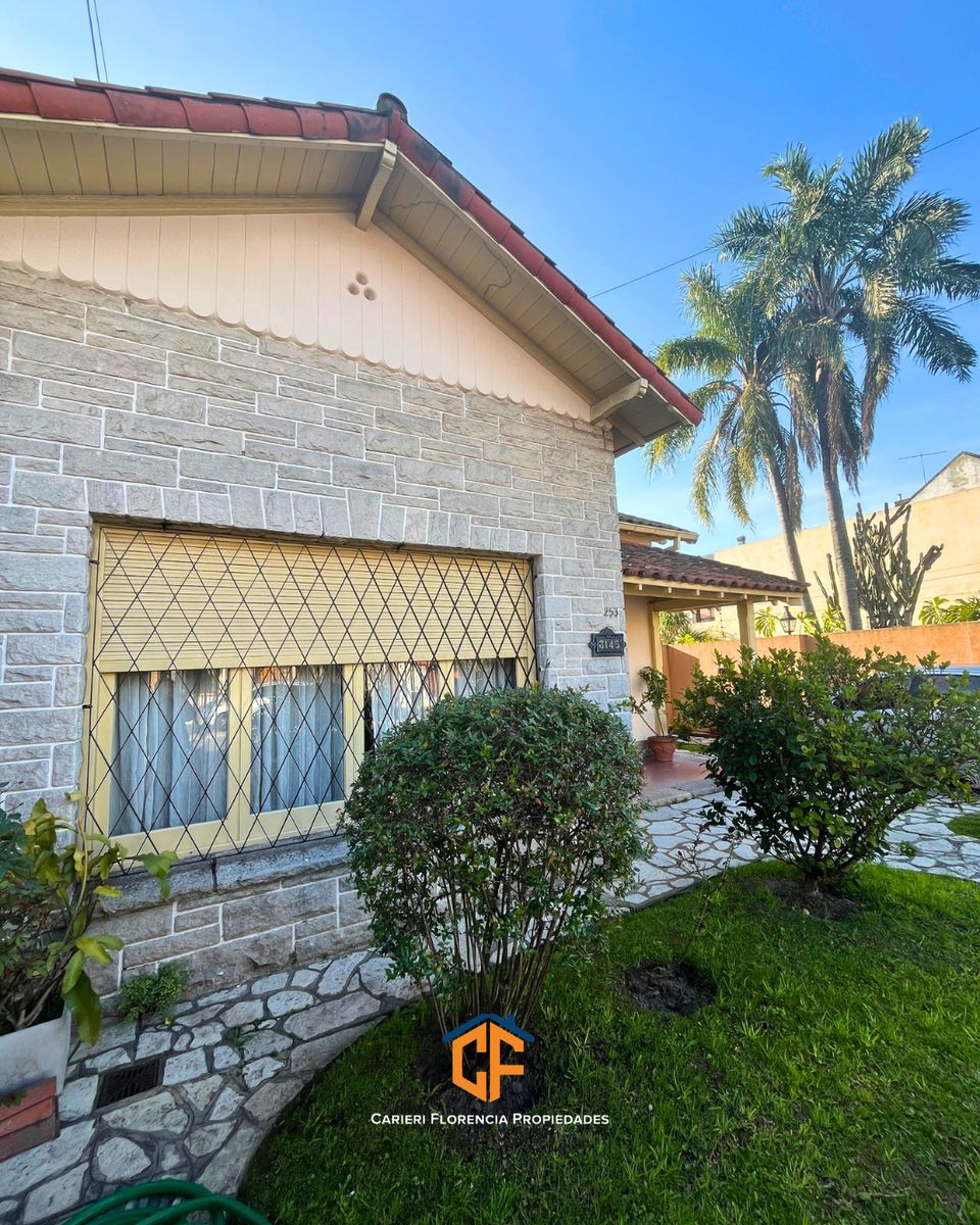 GRAN CASA EN LOTE PROPIO EN VENTA EN UNA DE LAS ZONAS MAS BUSCADAS DE SAN ANDRES - 4