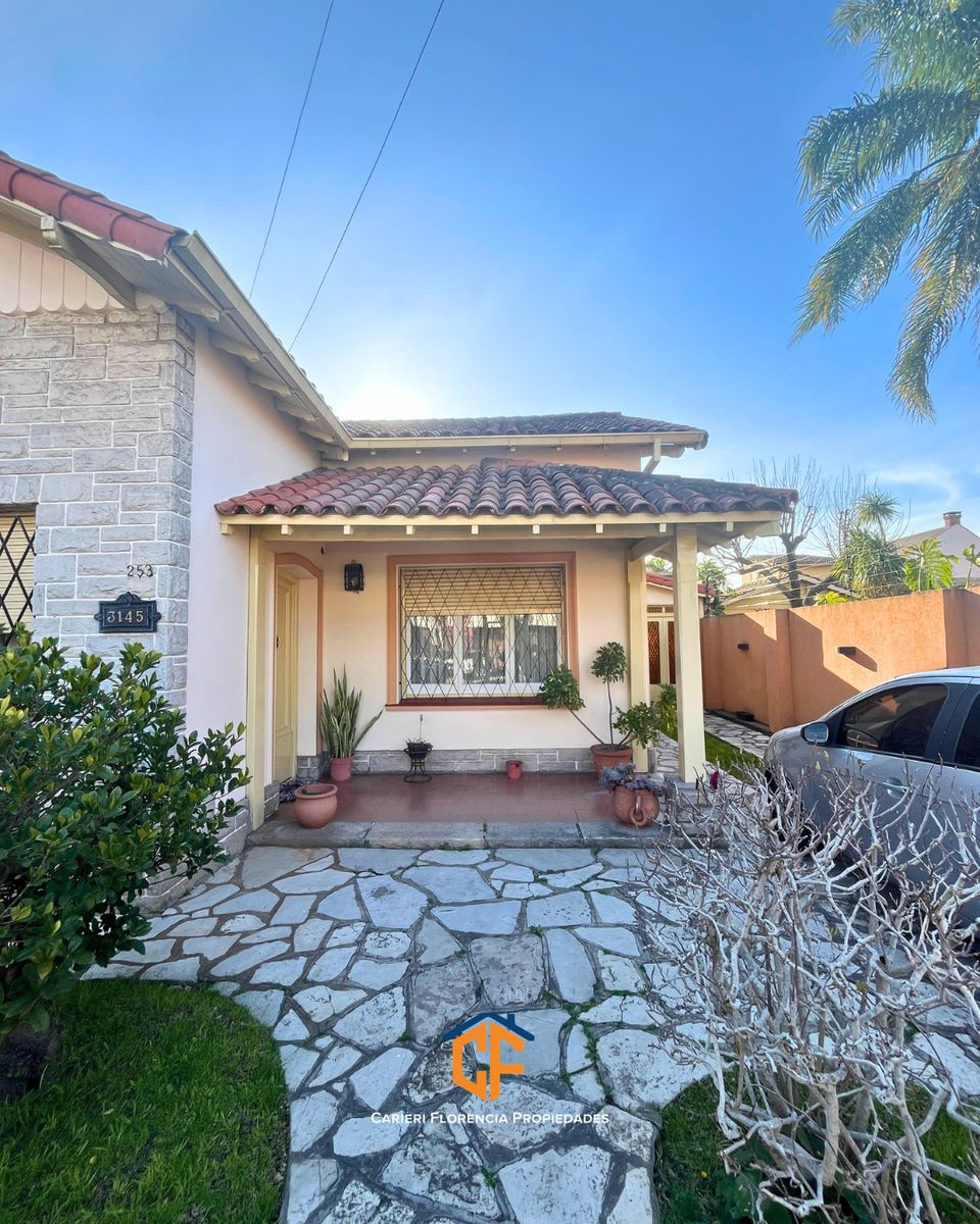 GRAN CASA EN LOTE PROPIO EN VENTA EN UNA DE LAS ZONAS MAS BUSCADAS DE SAN ANDRES - 5