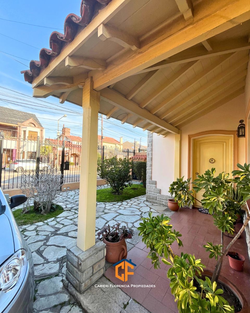 GRAN CASA EN LOTE PROPIO EN VENTA EN UNA DE LAS ZONAS MAS BUSCADAS DE SAN ANDRES - 6