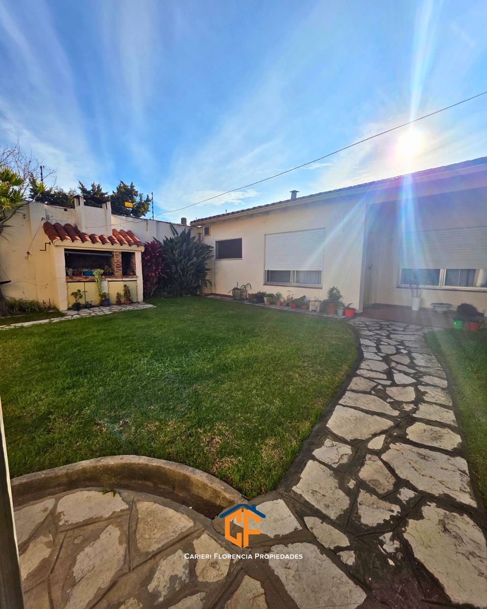 GRAN CASA EN LOTE PROPIO EN VENTA EN UNA DE LAS ZONAS MAS BUSCADAS DE SAN ANDRES - 30