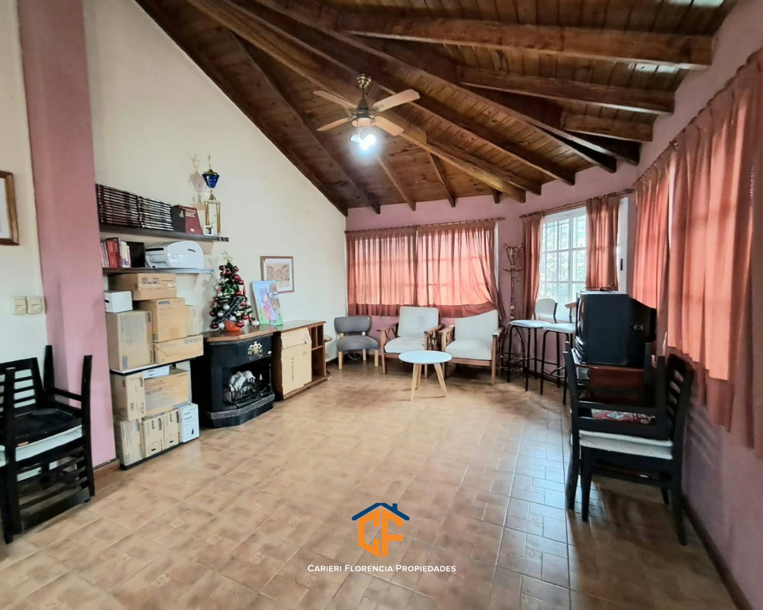 IMPORTANTE CASA 5 AMBIENTES EN VENTA CON JARDIN Y PARRILLA EN PABLO PODESTA - 4