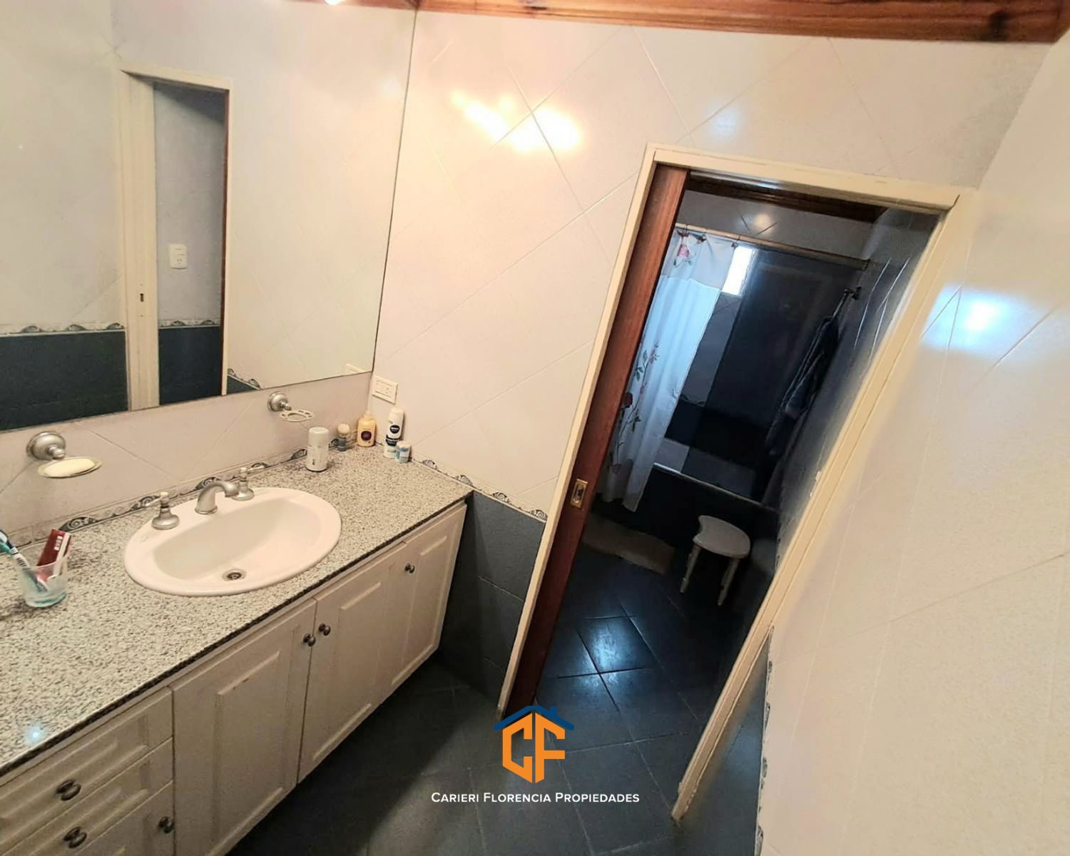 IMPORTANTE CASA 5 AMBIENTES EN VENTA CON JARDIN Y PARRILLA EN PABLO PODESTA - 8