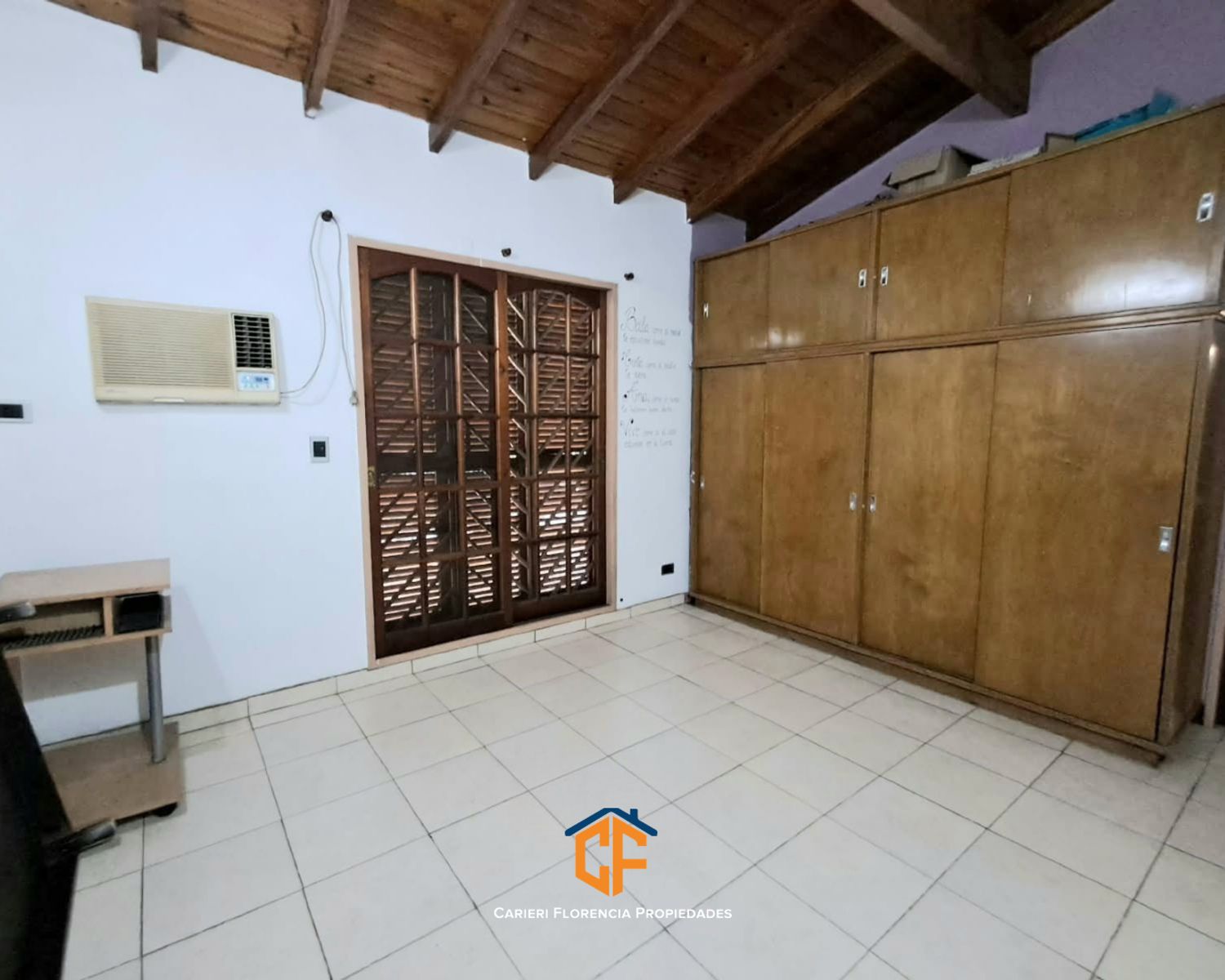 IMPORTANTE CASA 5 AMBIENTES EN VENTA CON JARDIN Y PARRILLA EN PABLO PODESTA - 16
