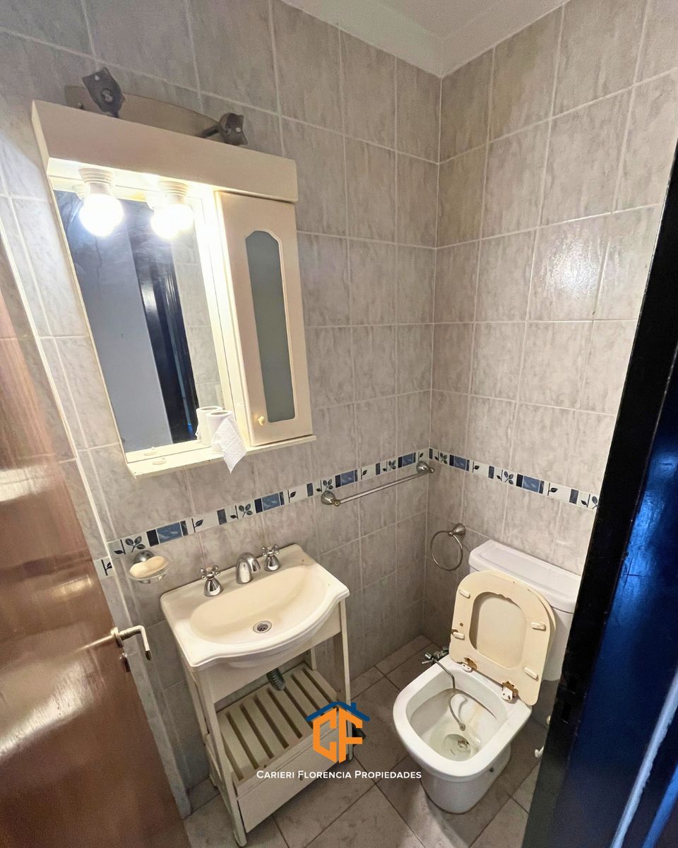 CASA 7 AMBIENTES EN VENTA EN SAN MARTIN CENTRO CON AMPLIO JARDIN Y PILETA — foto 11
