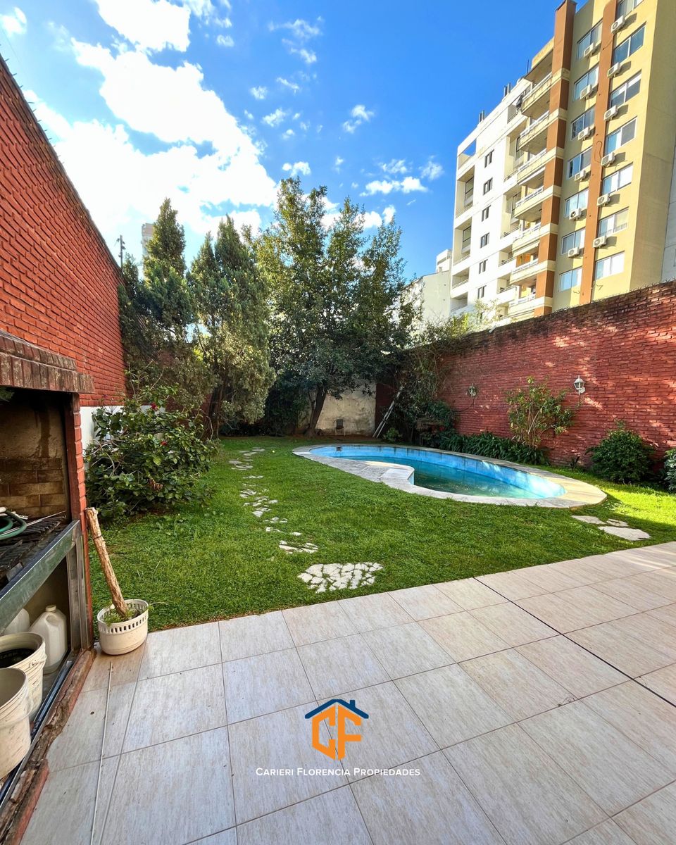 CASA 7 AMBIENTES EN VENTA EN SAN MARTIN CENTRO CON AMPLIO JARDIN Y PILETA - 17