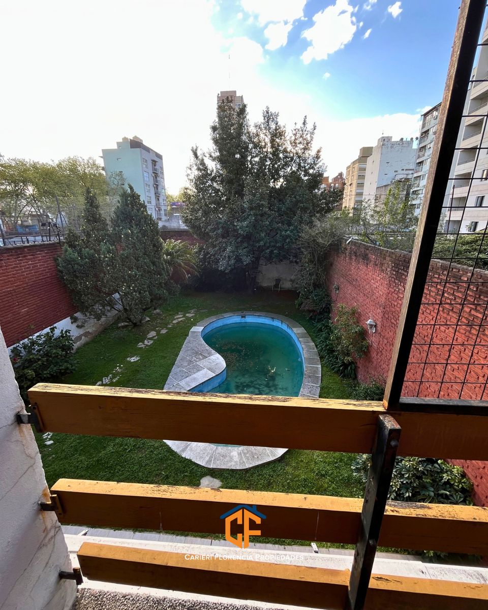 CASA 7 AMBIENTES EN VENTA EN SAN MARTIN CENTRO CON AMPLIO JARDIN Y PILETA - 35