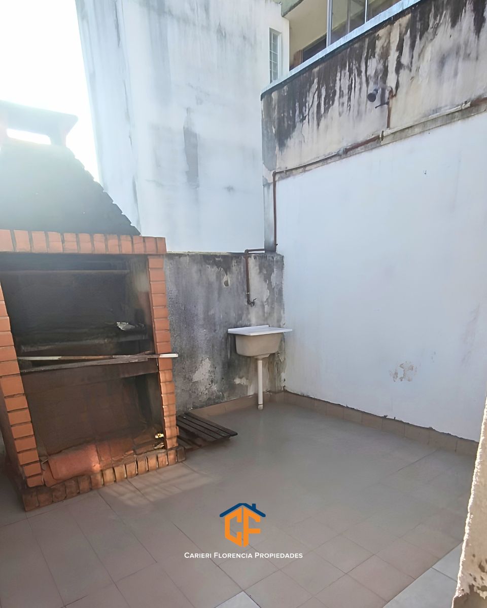 DEPARTAMENTO 2 AMBIENTES EN VENTA CON PATIO Y PARRILLA EN SAN MARTIN — foto 10