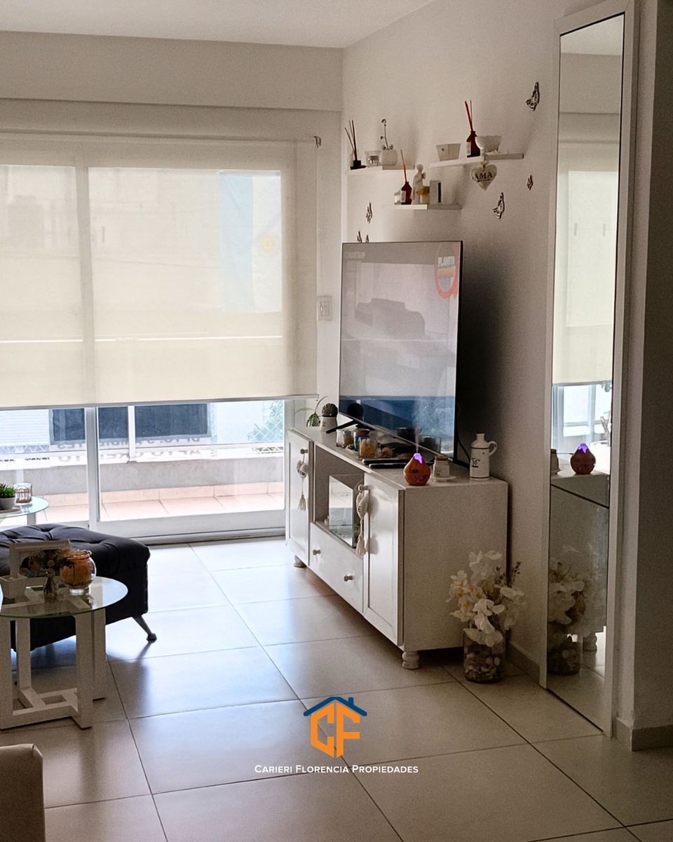 VENTA DE DEPARTAMENTO 3 AMBIENTES CON COCHERA EN EL CENTRO DE SAN MARTÍN - 3