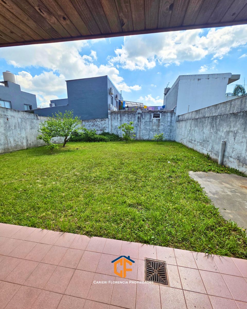 CASA DE 4 AMBIENTES EN VENTA CON JARDÍN, PLAYROOM Y COCHERA EN MARTÍN CORONADO - 14