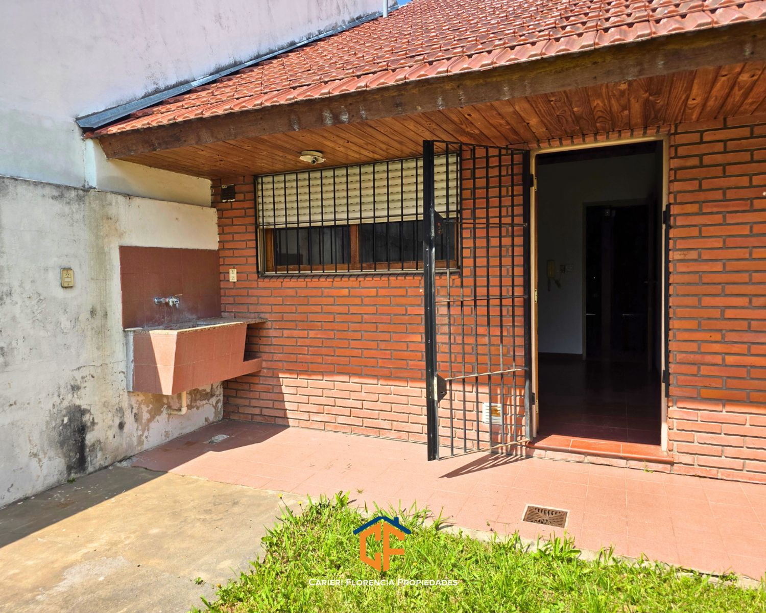 CASA DE 4 AMBIENTES EN VENTA CON JARDÍN, PLAYROOM Y COCHERA EN MARTÍN CORONADO - 19