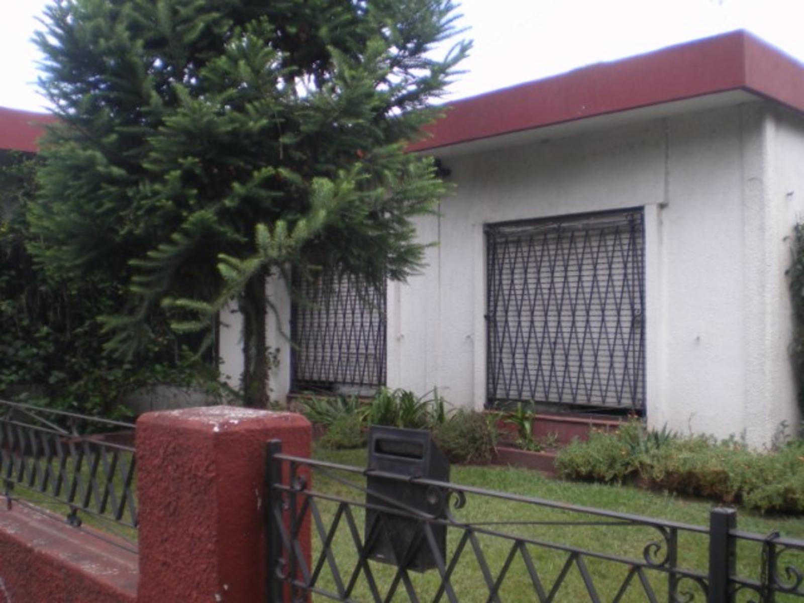 Casa de 5 ambientes en San Miguel — foto 4