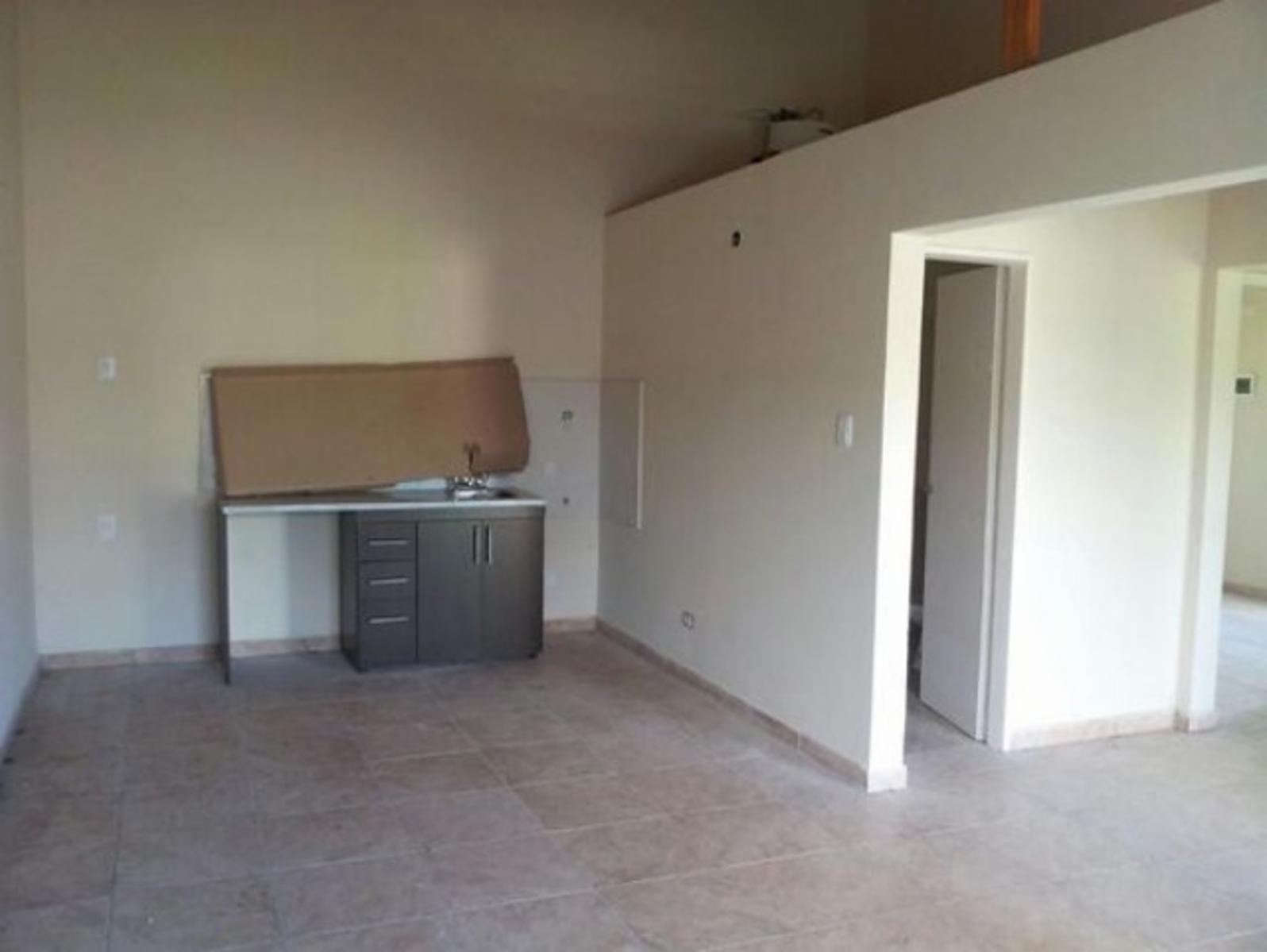 Casa de 3 ambientes en Bº cerrado - TORTUGUITAS — foto 2