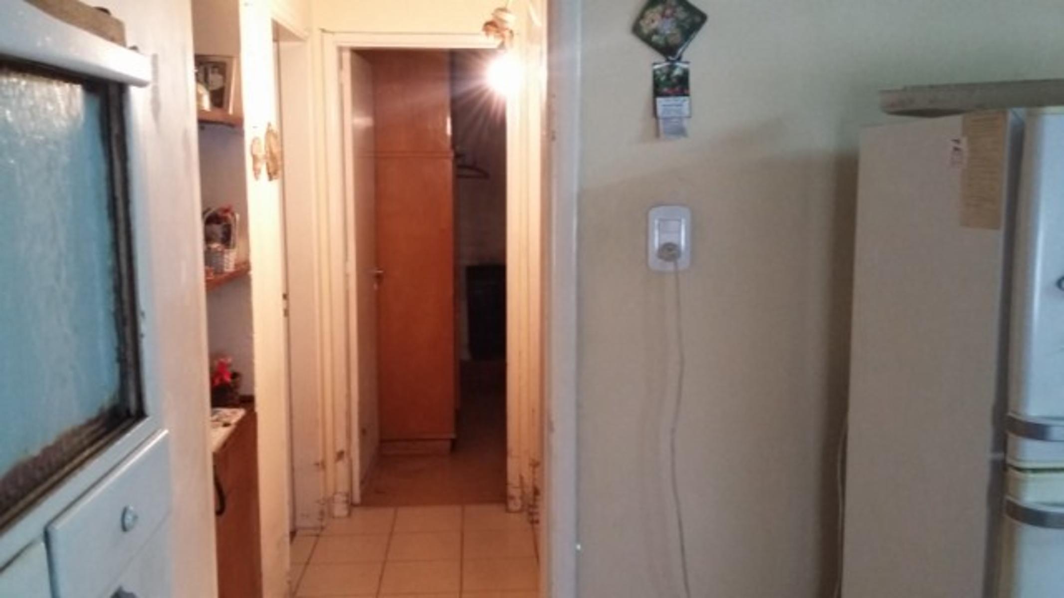 Casa tipo chalet de 4 ambientes a una cuadra de Gaspar Campos — foto 2