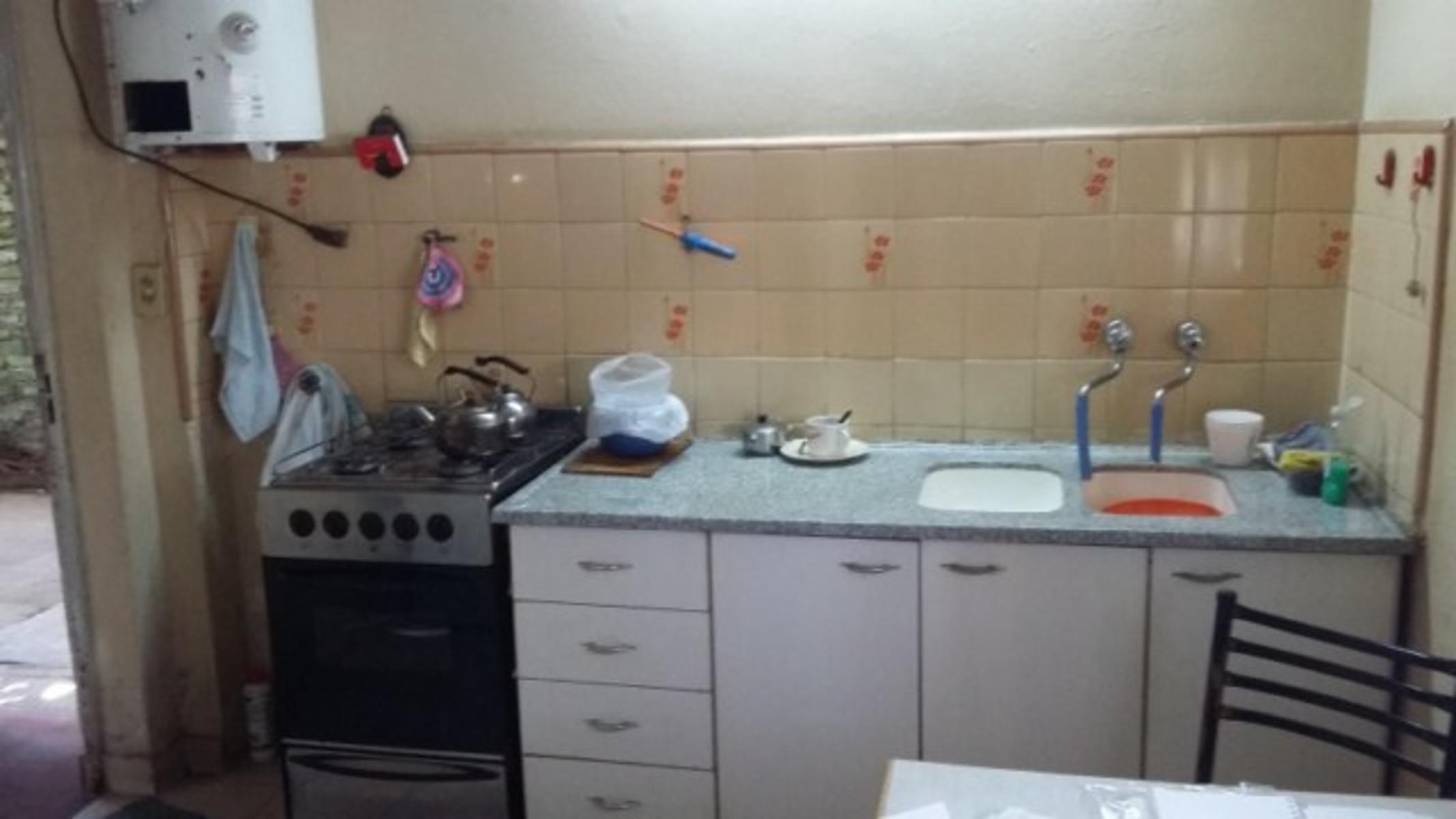 Casa tipo chalet de 4 ambientes a una cuadra de Gaspar Campos — foto 8
