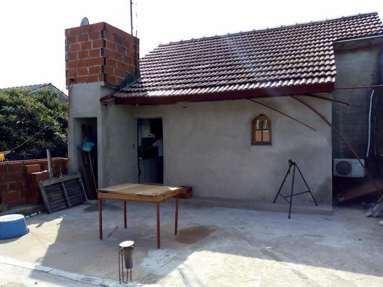 3 CASAS A 6 CUADRAS DE ESTACIÓN J. C. PAZ — foto 14