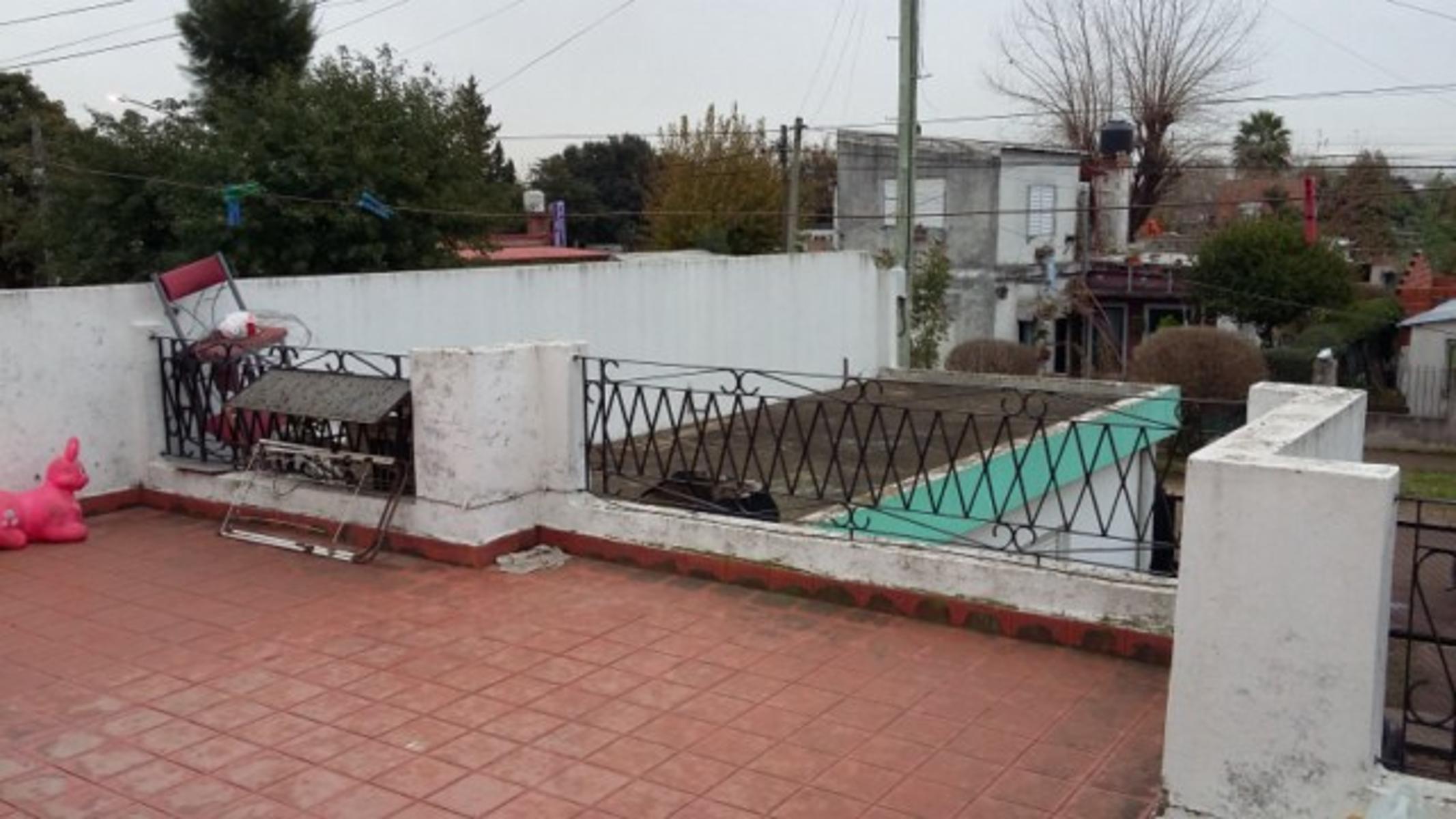 2 CASAS EN 2 PLANTAS — foto 3