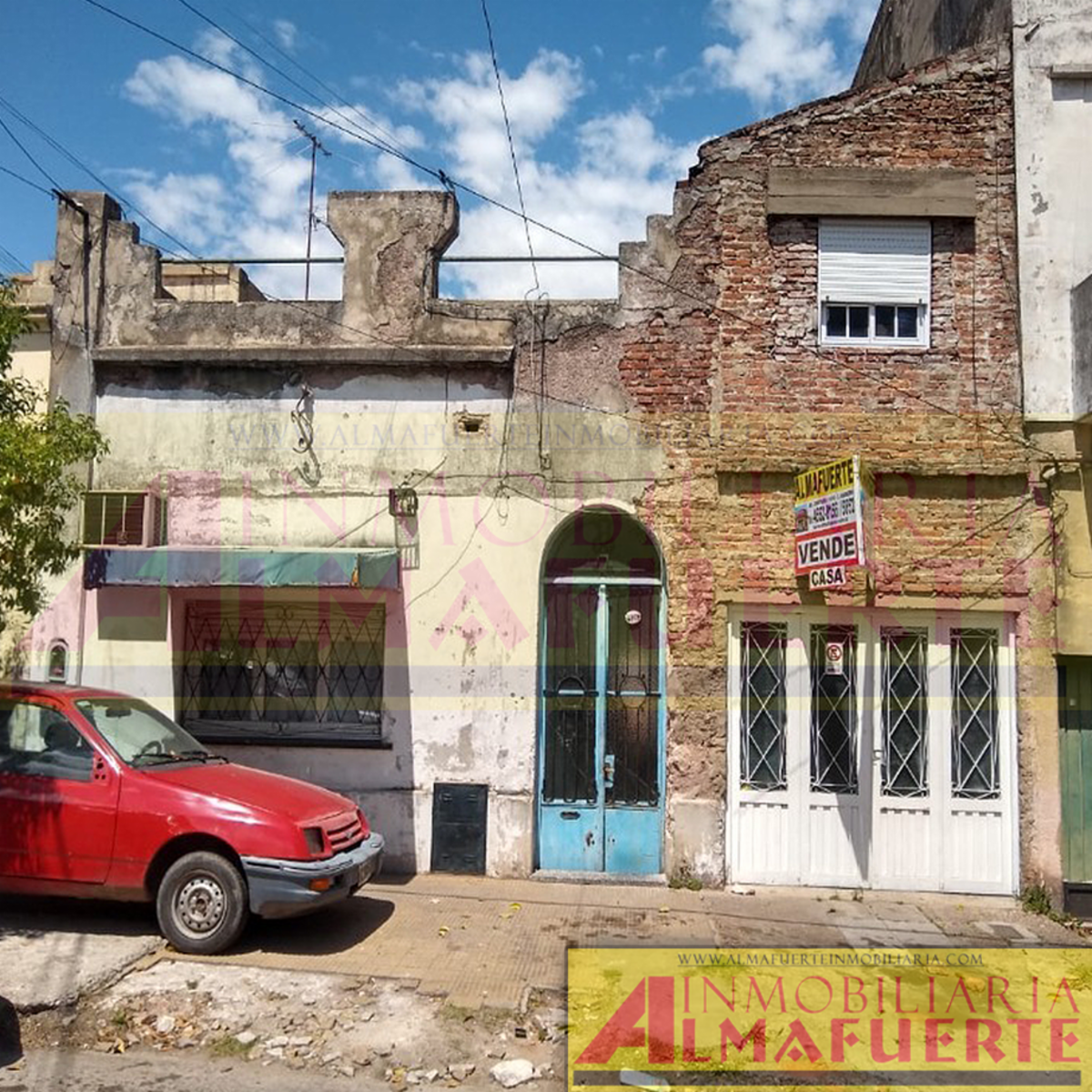 Casa al frente de 3 dormitorios