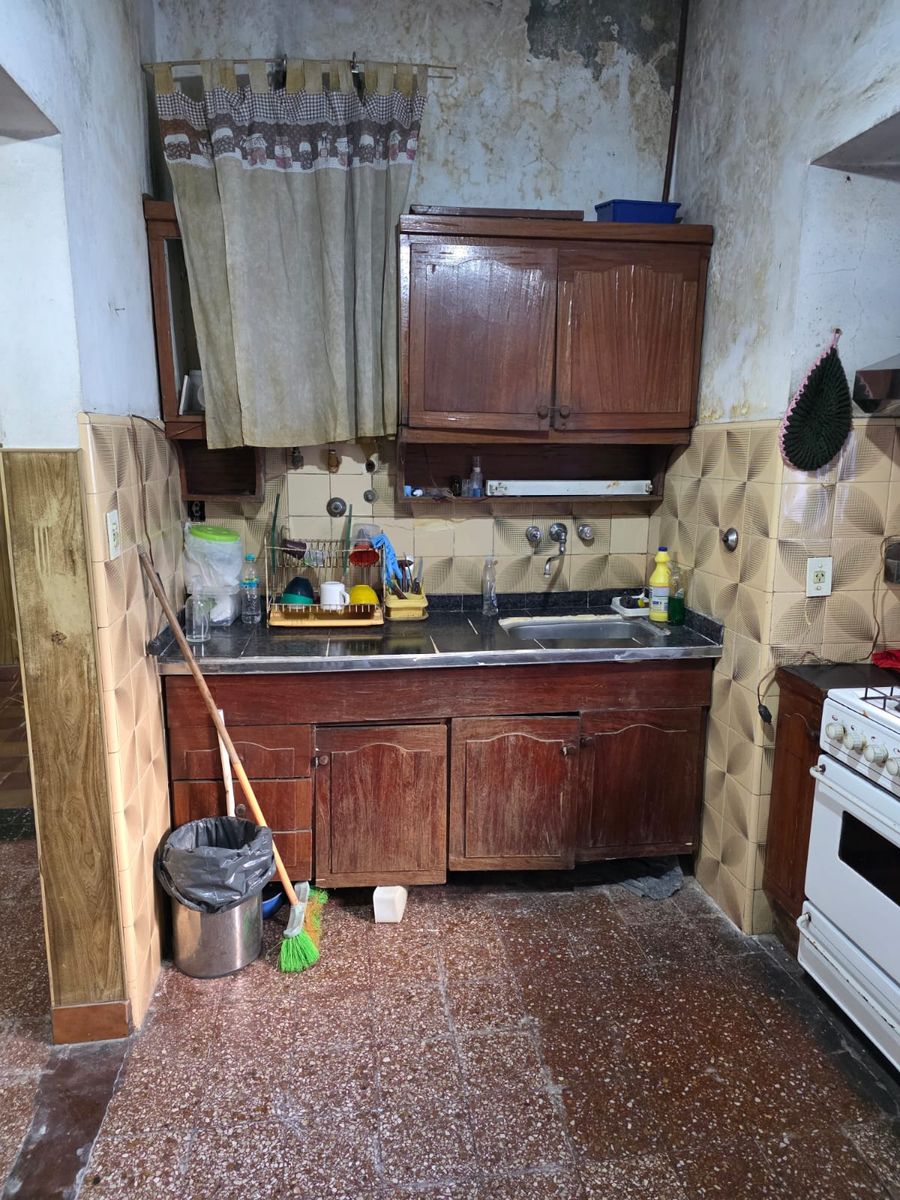VENTA CASA 2 AMBIENTES CON GARAGE — foto 4