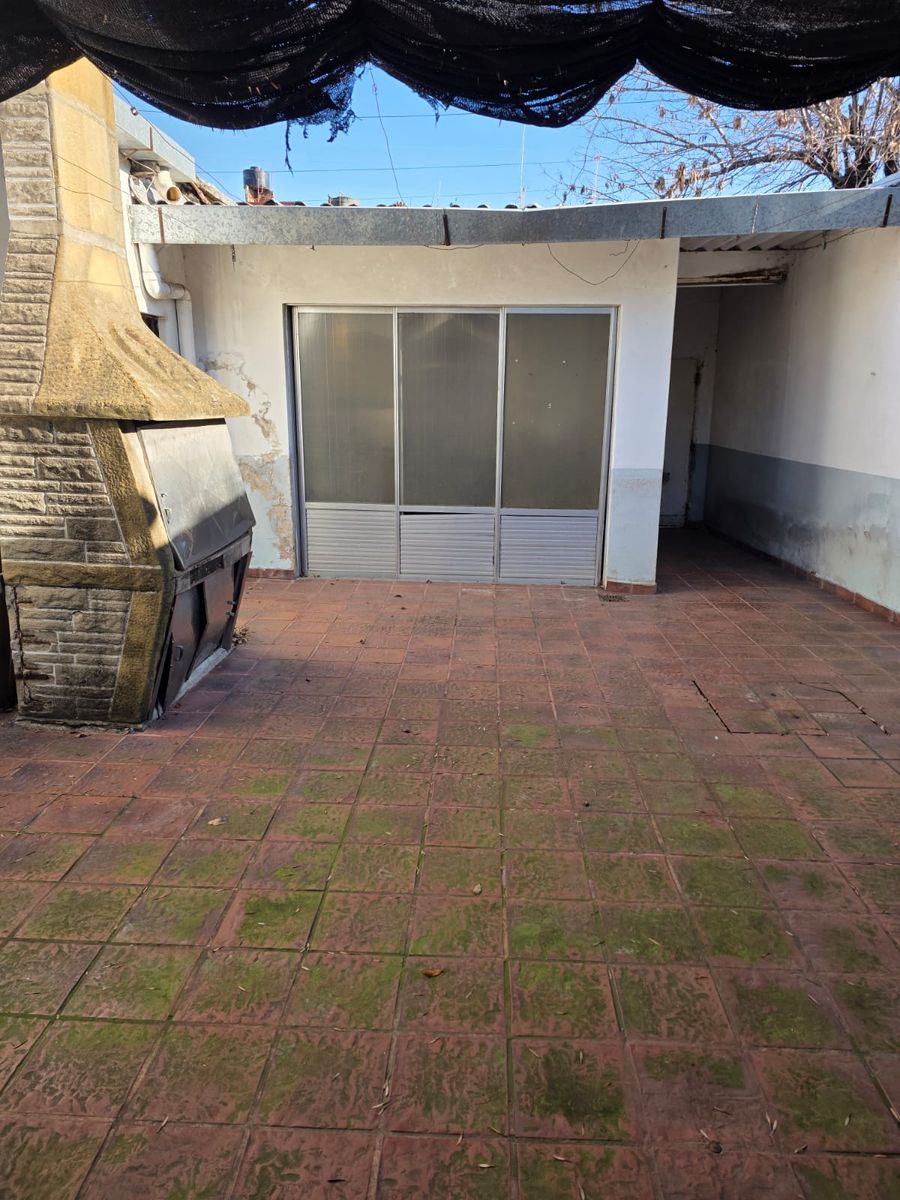 VENTA CASA 2 AMBIENTES CON GARAGE — foto 10