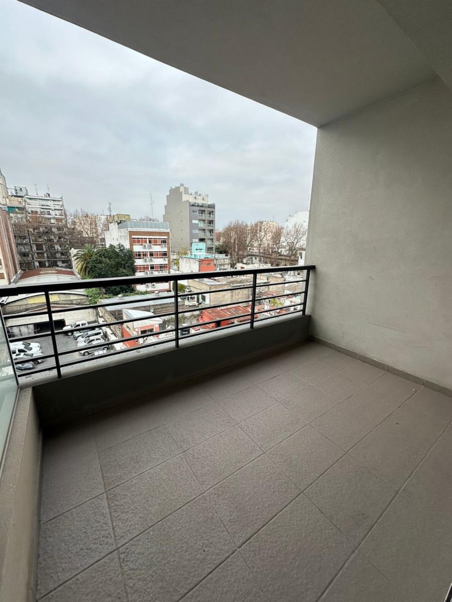 ALQUILER MONOAMBIENTE EN 5TO PISO — foto 2