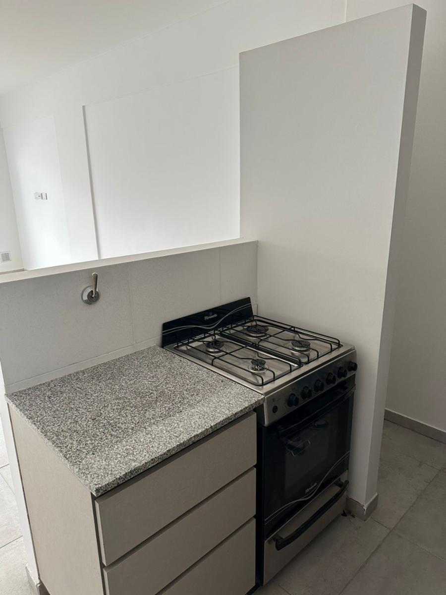 ALQUILER MONOAMBIENTE EN 5TO PISO — foto 3