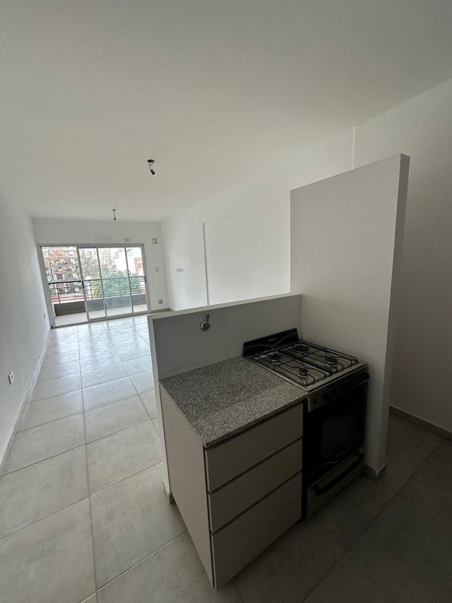 ALQUILER MONOAMBIENTE EN 5TO PISO — foto 4